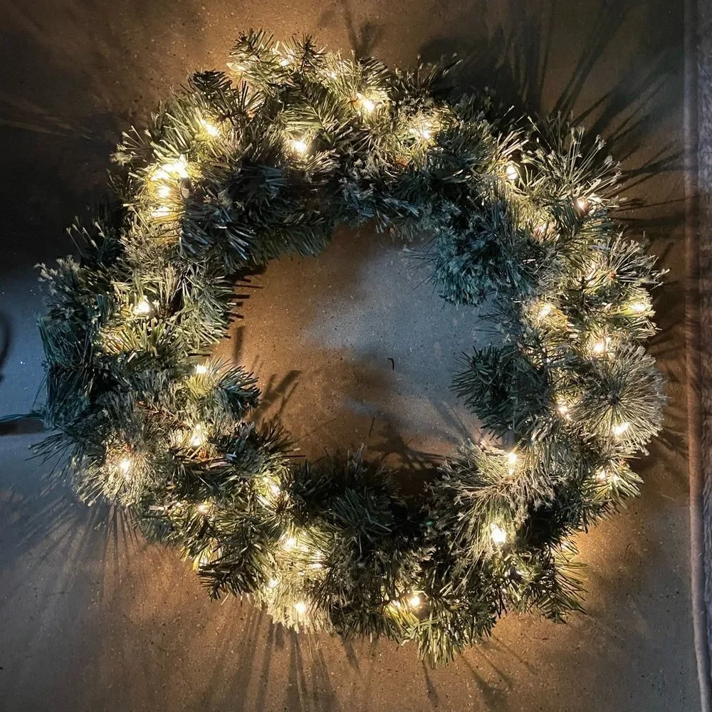 Pre-Lit Christmas Door Wreath (Plug-In Wreath!)